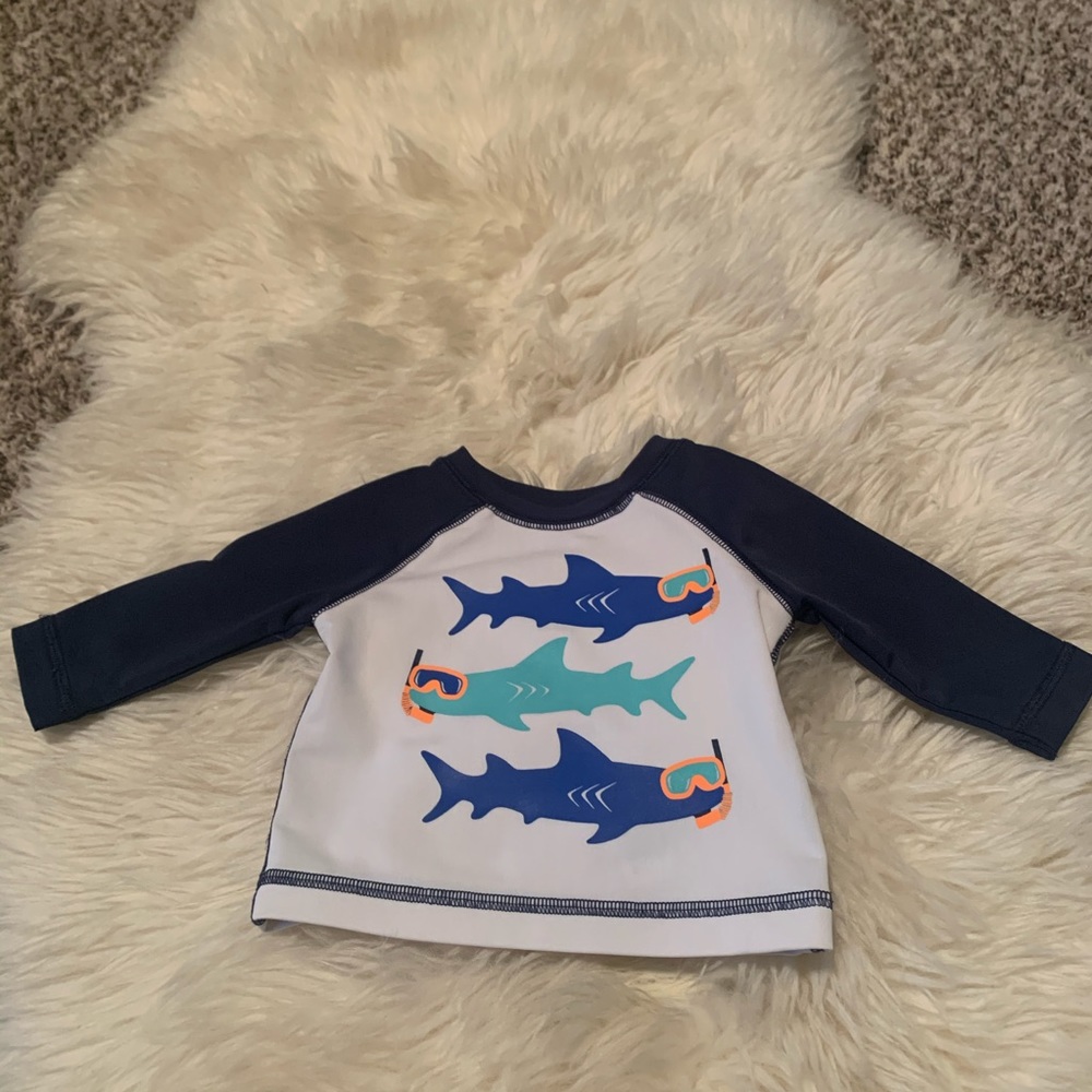 Old Navy 0-3m Shark Rashguard